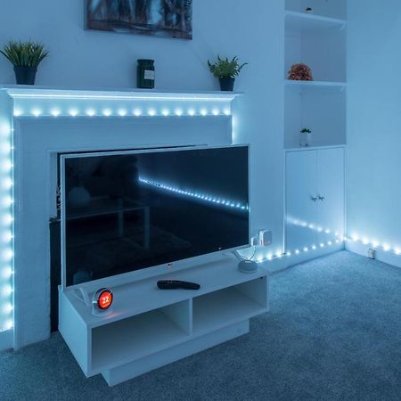 Luxe Maisonette- Parking, 4K Tvs, Leds, Local Snacks And More! Bath Extérieur photo
