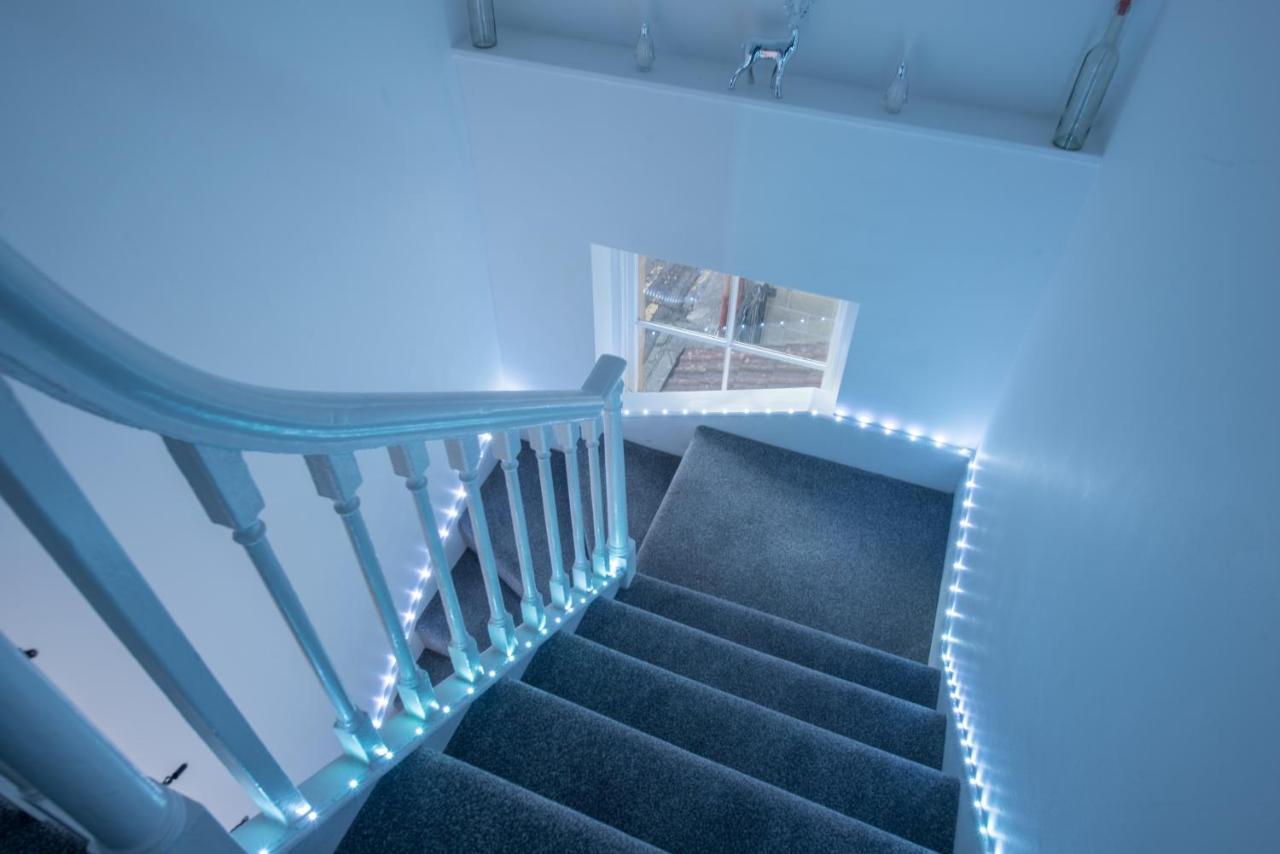 Luxe Maisonette- Parking, 4K Tvs, Leds, Local Snacks And More! Bath Extérieur photo